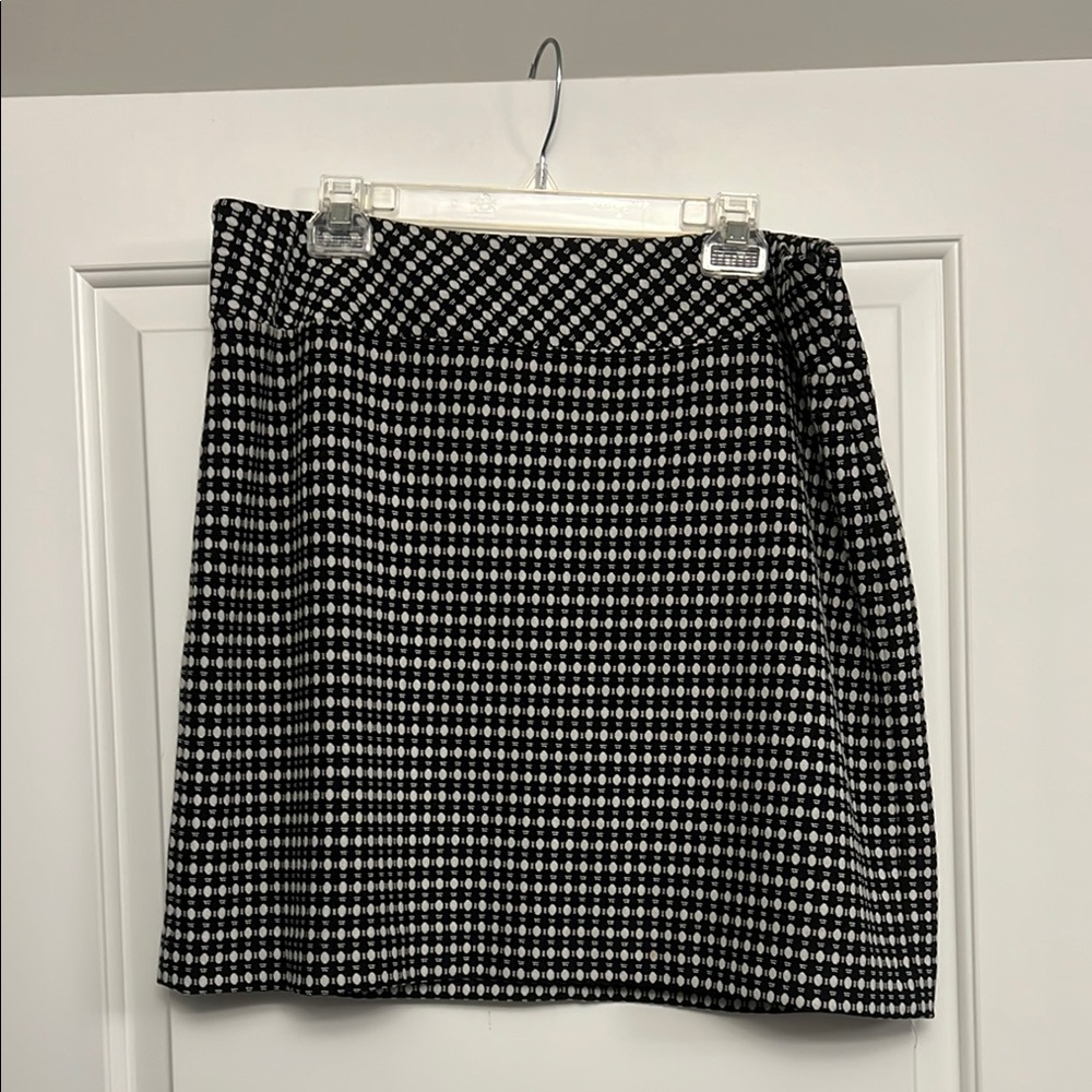 LOFT Black and White A-Line Knee-Length Skirt